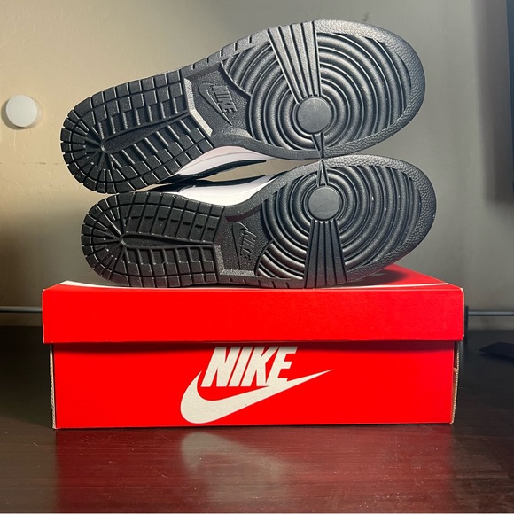 Nike Dunk Low Panda - Size 11 - Picture 6 of 6
